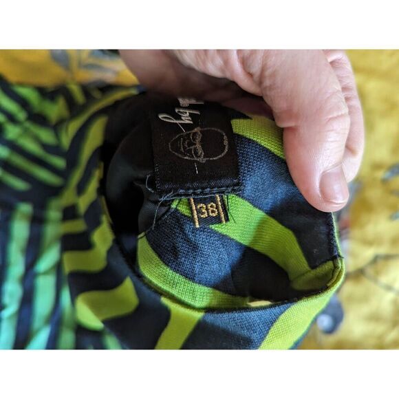 DESIGUAL Graphic Sheath Dress Lined Sleeveless Artsy Asian Appliqué Pocket SZ 38 - Picture 5 of 8